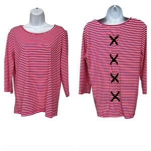 Tribal brand tee size large